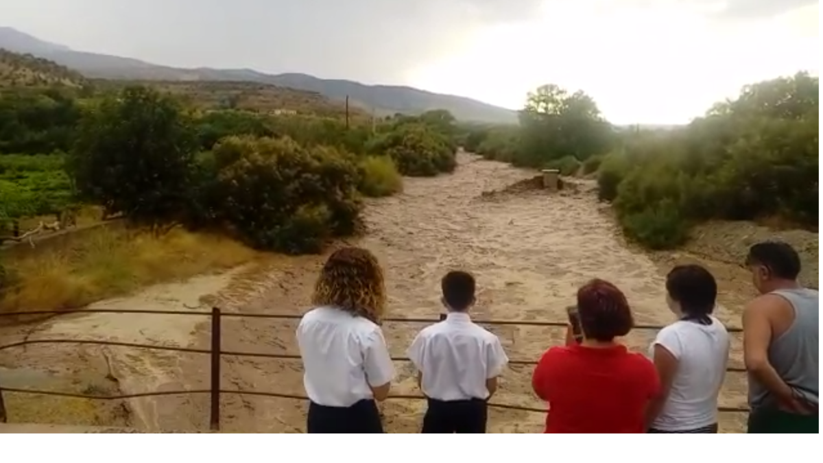 La crecida del Río Nacimiento a su paso por Abla