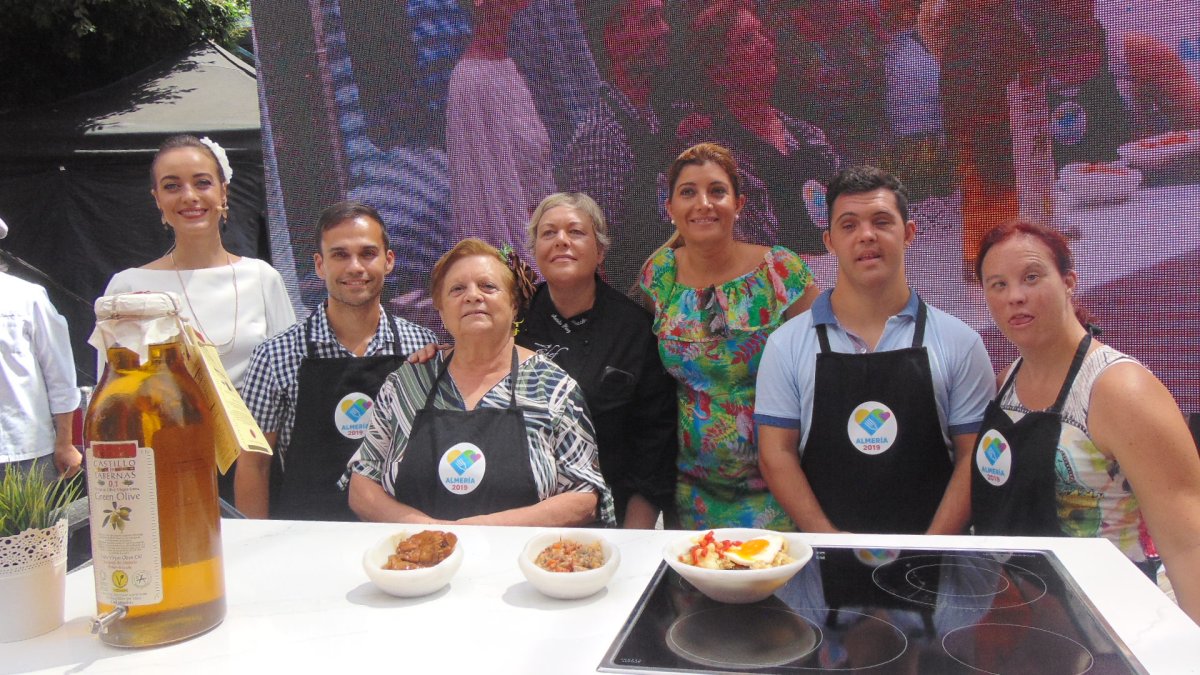 Tres platos de cocina tradicional almeriense que pudieron degustar los asistentes.