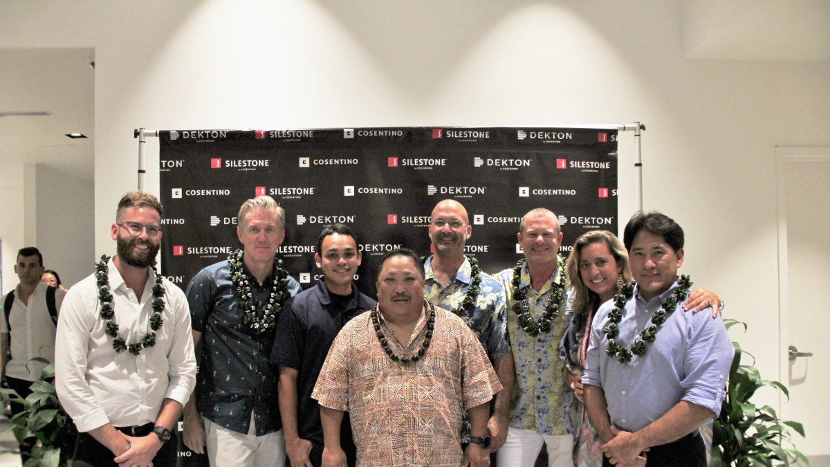 Equipo Cosentino City Hawái.