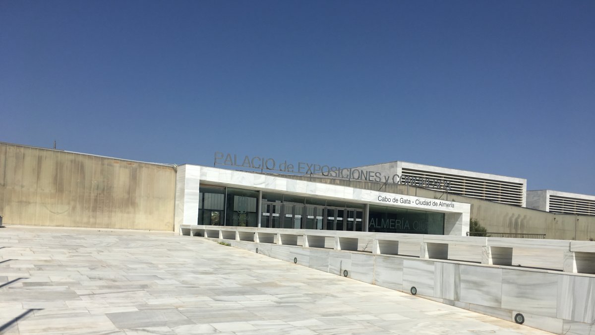 Imagen del Palacio de Congresos de El Toyo.