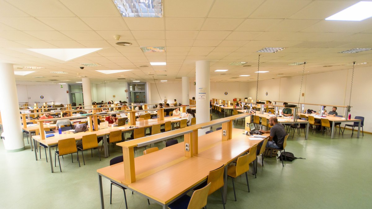 La biblioteca permanecerá abierta los días 1, 2, 8 y 9 de septiembre.