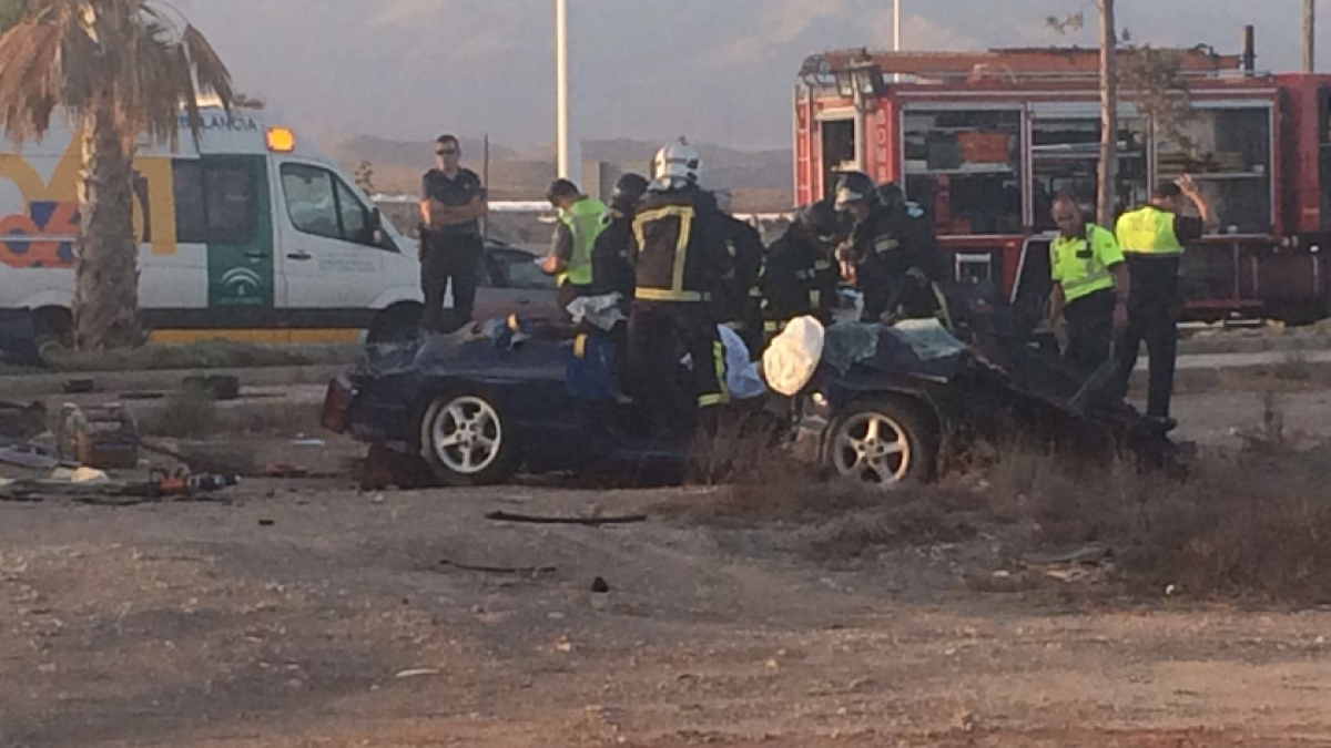 Foto de archivo de un accidente de tráfico ocurrido en Níjar años atrás.