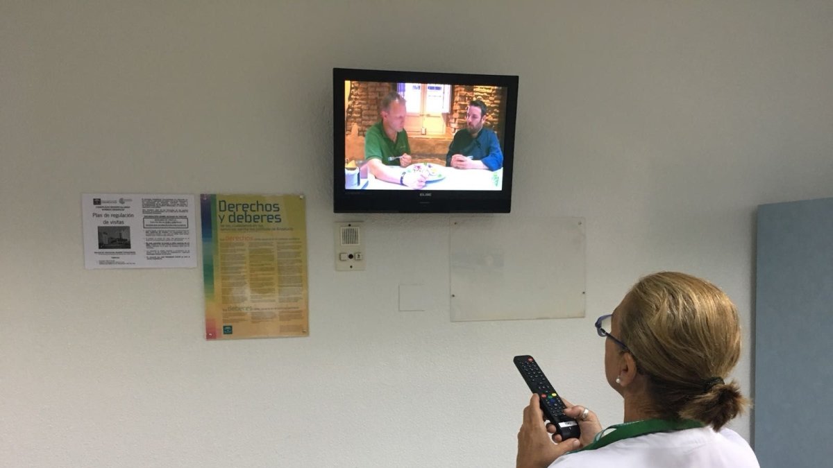 Ya no habrá que pagar por ver la televisión en el Hospital Torrecárdenas.
