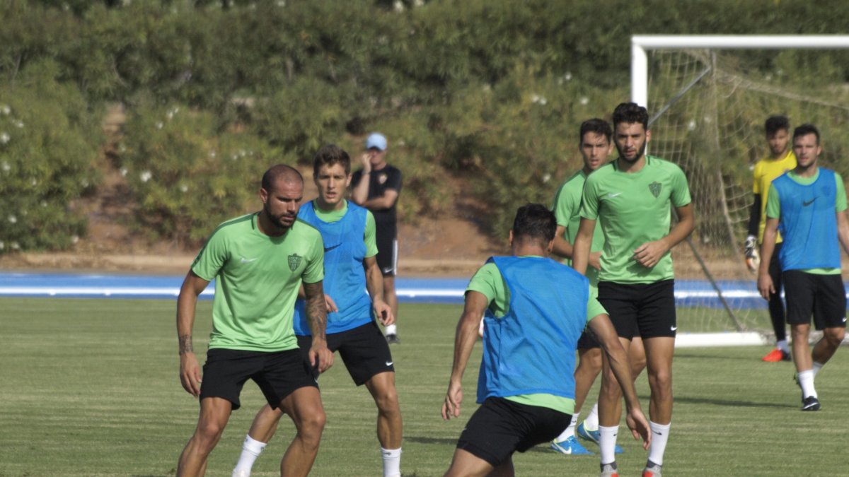 Nano González entrenando en el Anexo.