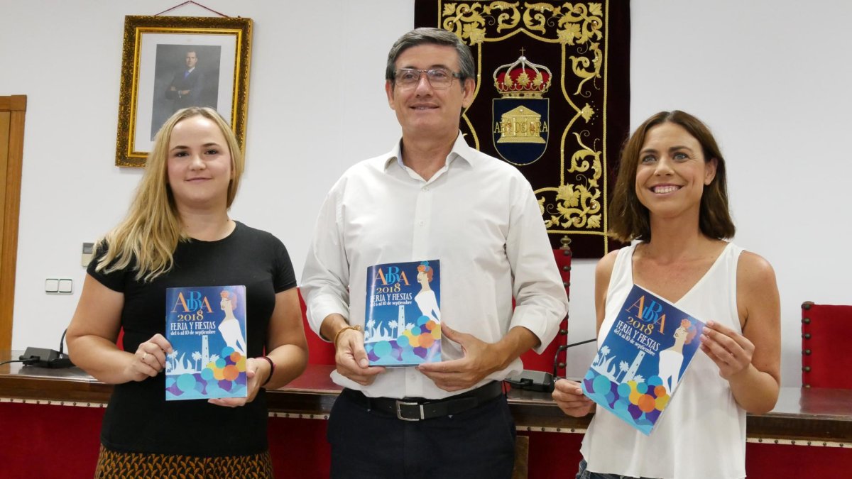 Manuel Cortés durante la presentación del programa de Feria 2018.