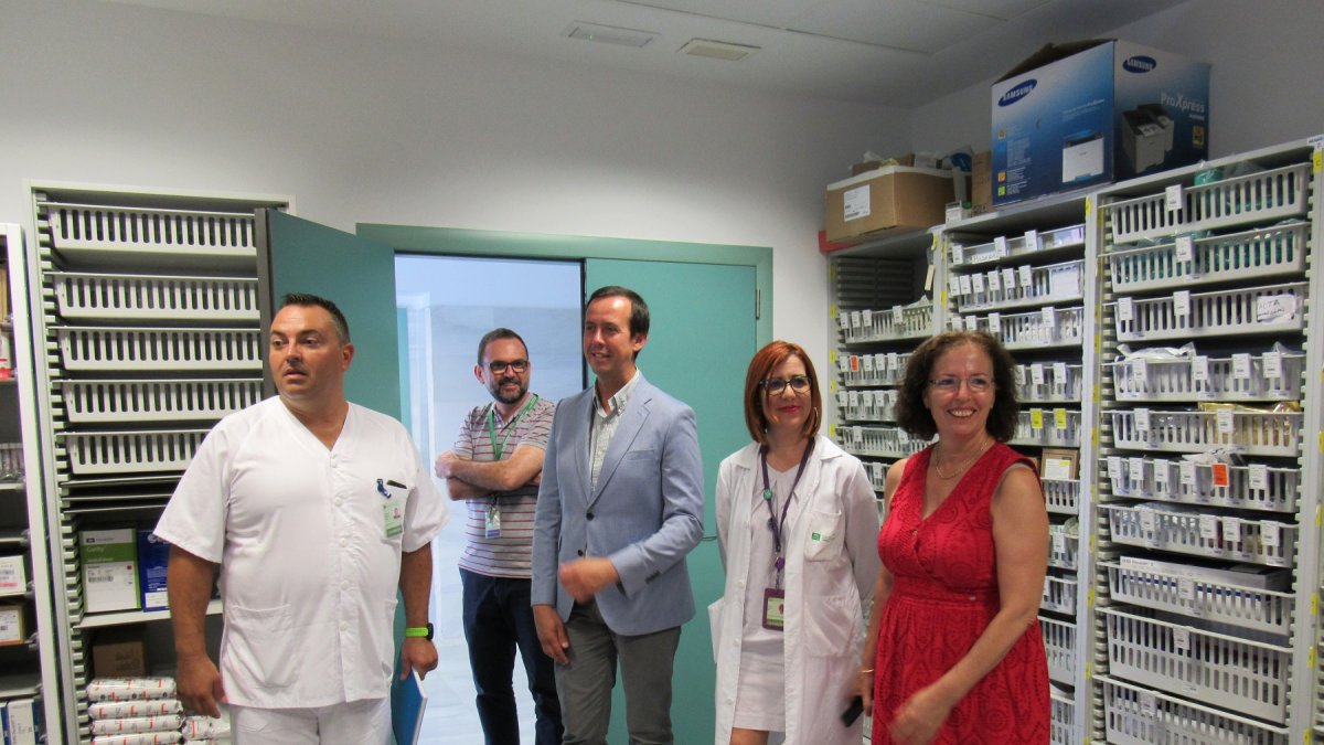 Gracia Fernández y José María Martín visitaron las reformas del centro hospitalario situado en el levante.