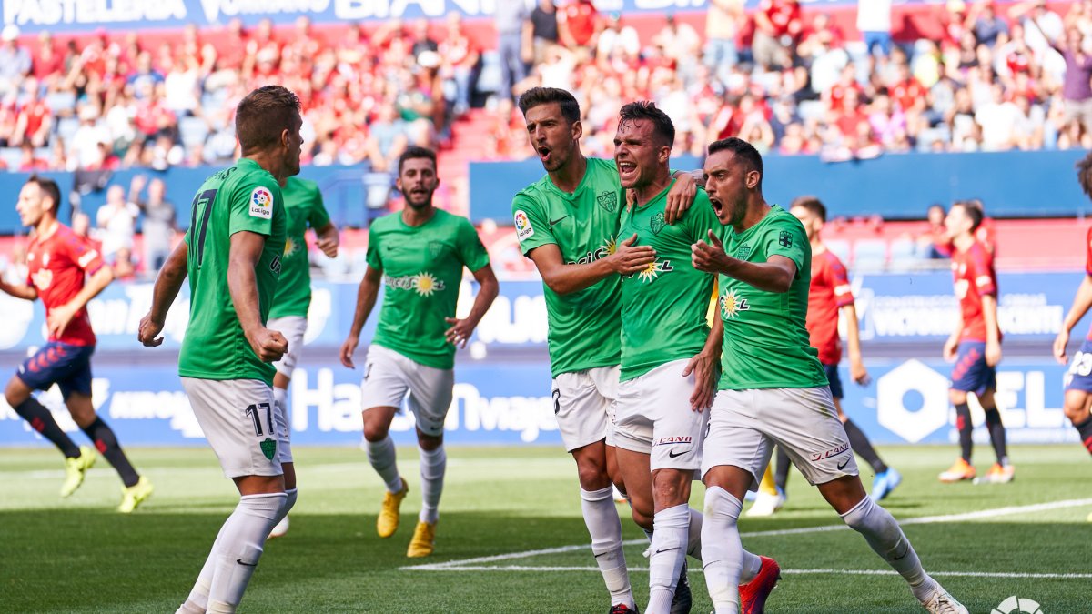 El Almería celebrando el primer gol de Álvaro.