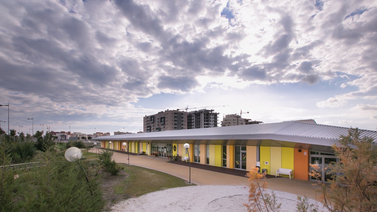 Instalaciones exteriores del Liceo Erasmus.