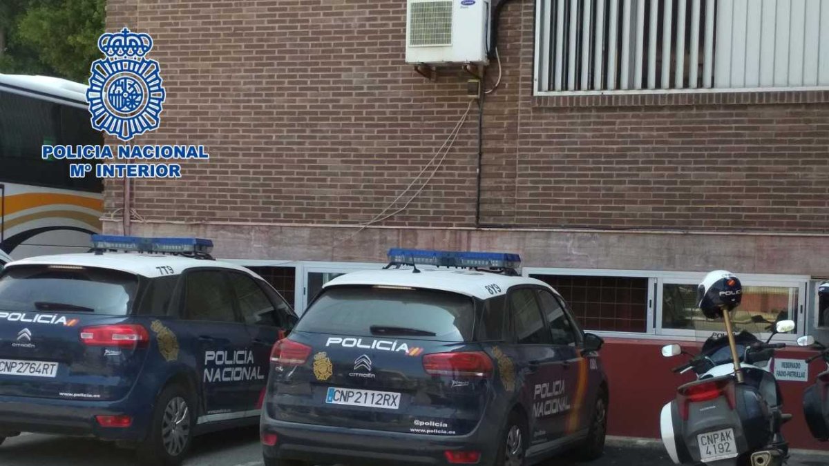 El fugitivo ha sido detenido en Almería por la Policía Nacional.
