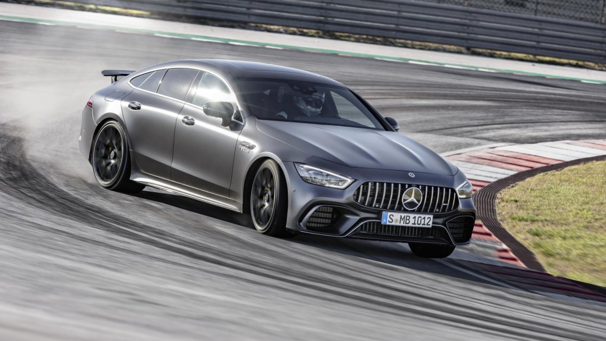 Espectacular el Mercedes AMG V8 GT 4 Puertas Coupé