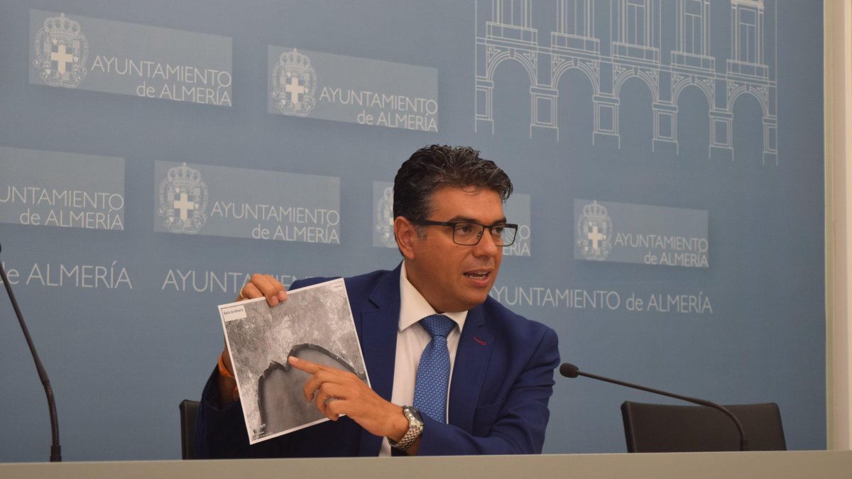 El portavoz de Ciudadanos en el Ayuntamiento de Almería, Miguel Cazorla.