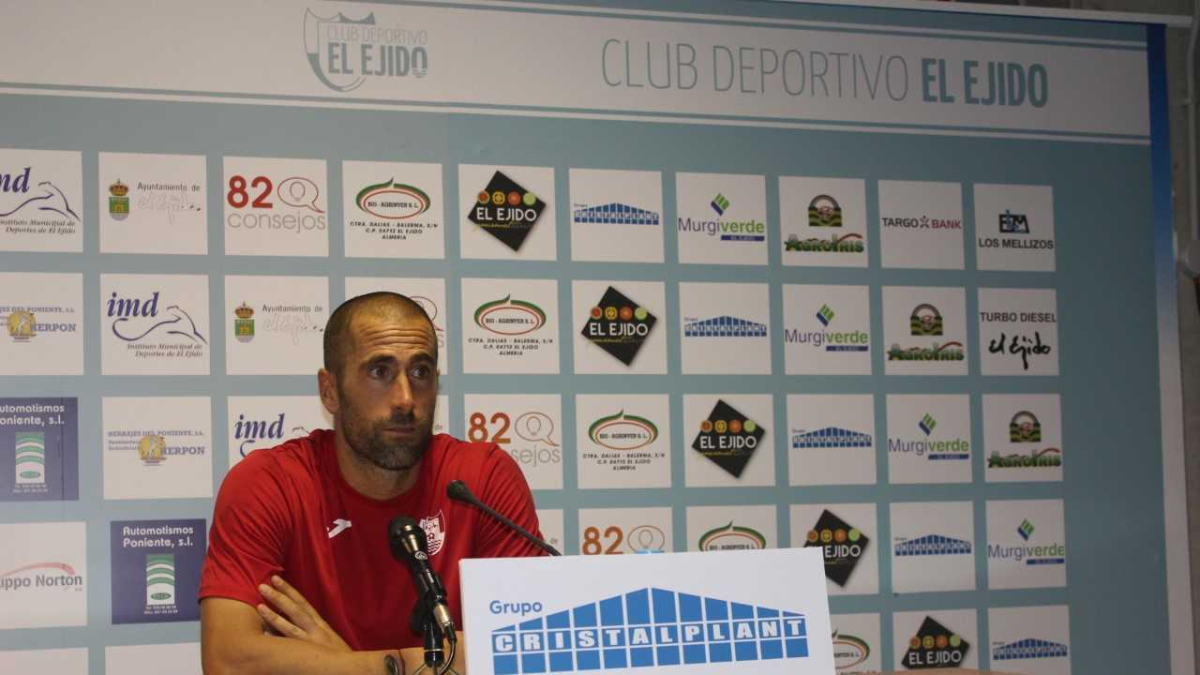 El meta Aulestia toma la palabra.