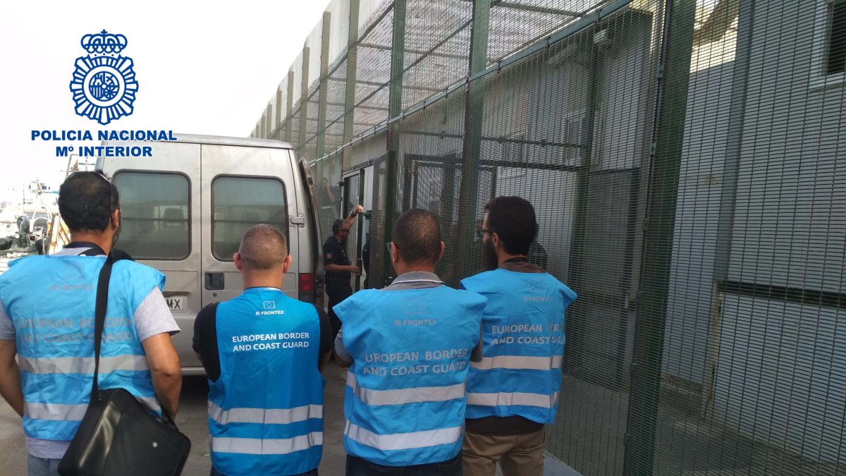 Agentes de la Policía Nacional.