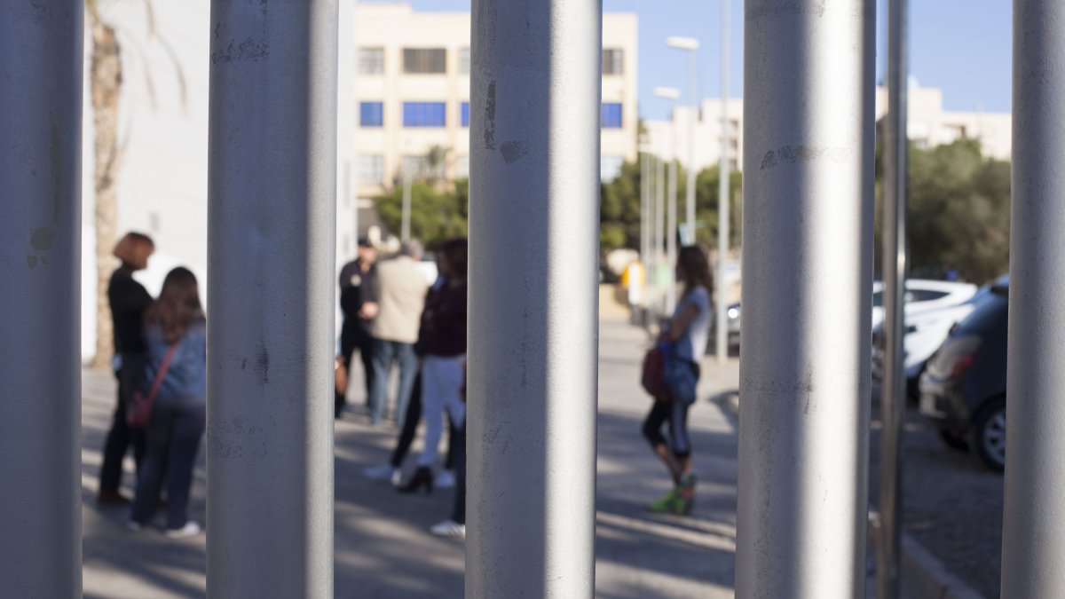 Imagen de víctimas de violencia de género asistiendo a jornadas de autoprotección de Diputación.