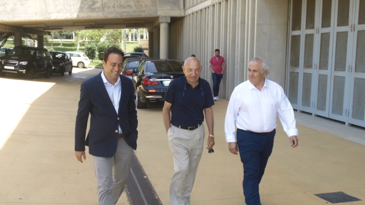 Fran Fernández con Luis Guillén y Alfonso García.