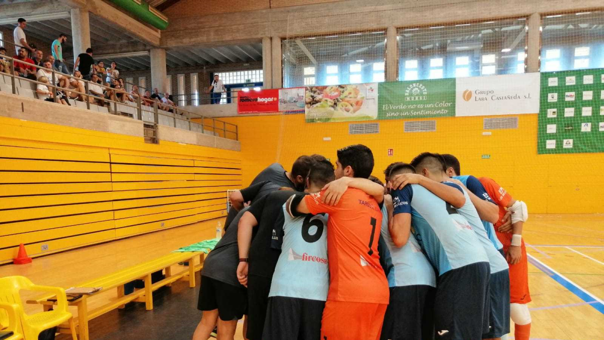 Los jugadores celestes haciendo piña.