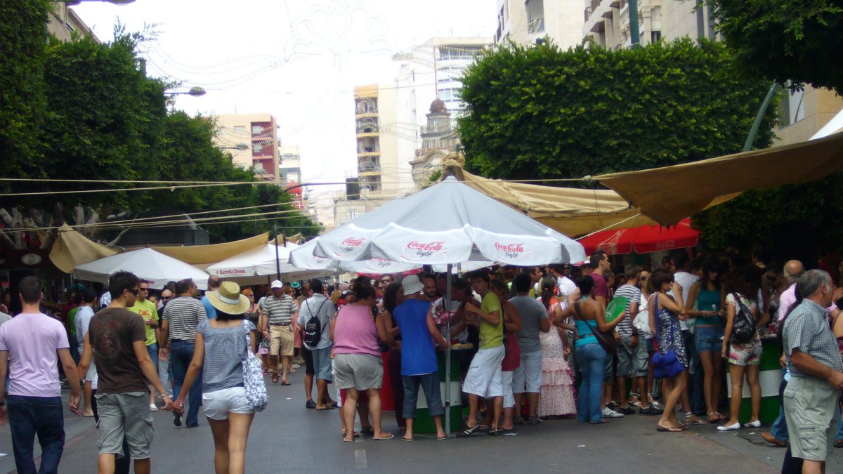 Imagen de archivo del Paseo de Almería durante una edición de la Feria.