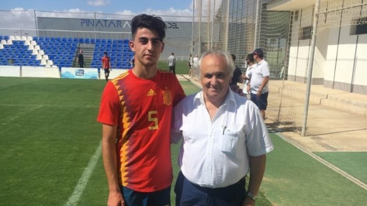 Mario Mañas y el presidente Alfonso García.