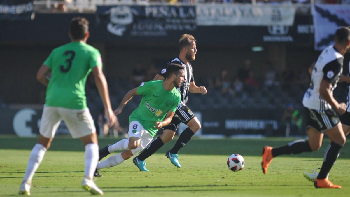 Una jugada del partido.