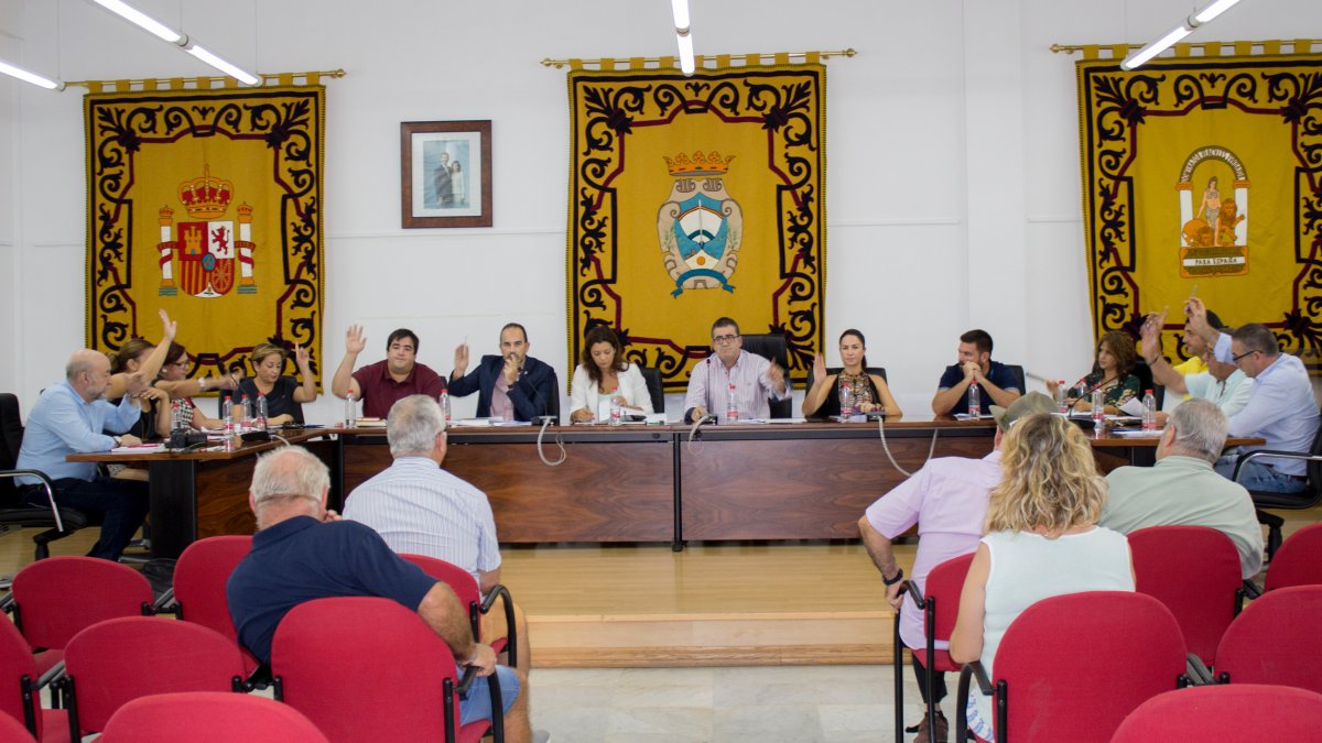 Concejales de Carboneras en el Pleno celebrado el pasado viernes.