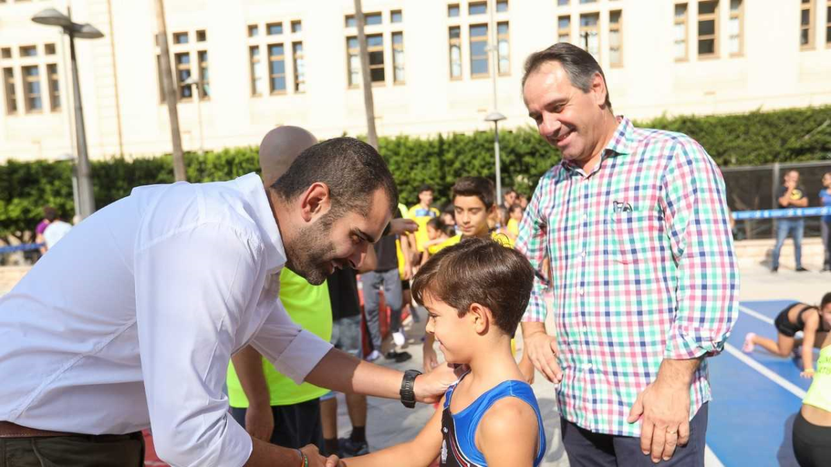 Alcalde y concejal de Deportes siguieron de cerca la actividad.