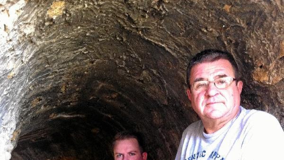 El investigador y profesor Gómez Ballesta (derecha) en una foto de archivo.