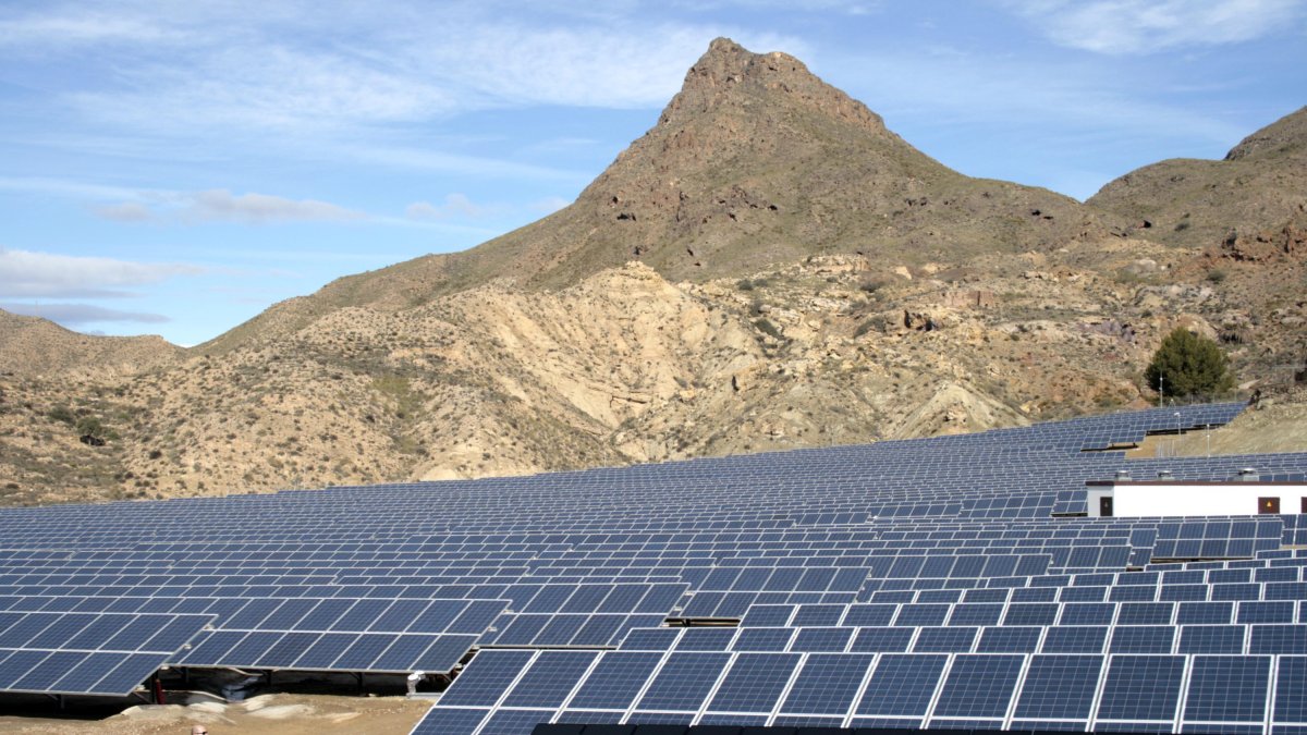 Almería desarrolló hace una década huertos solares.