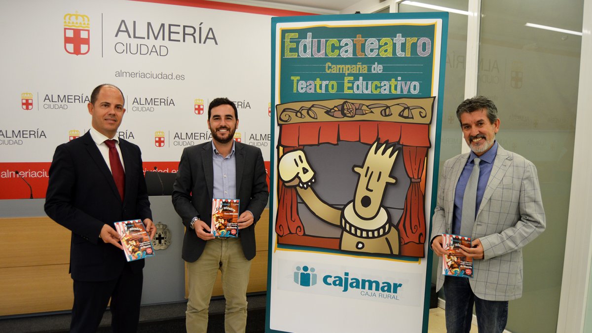 Presentación del calendario de representaciones de ‘Educateatro’, ayer.