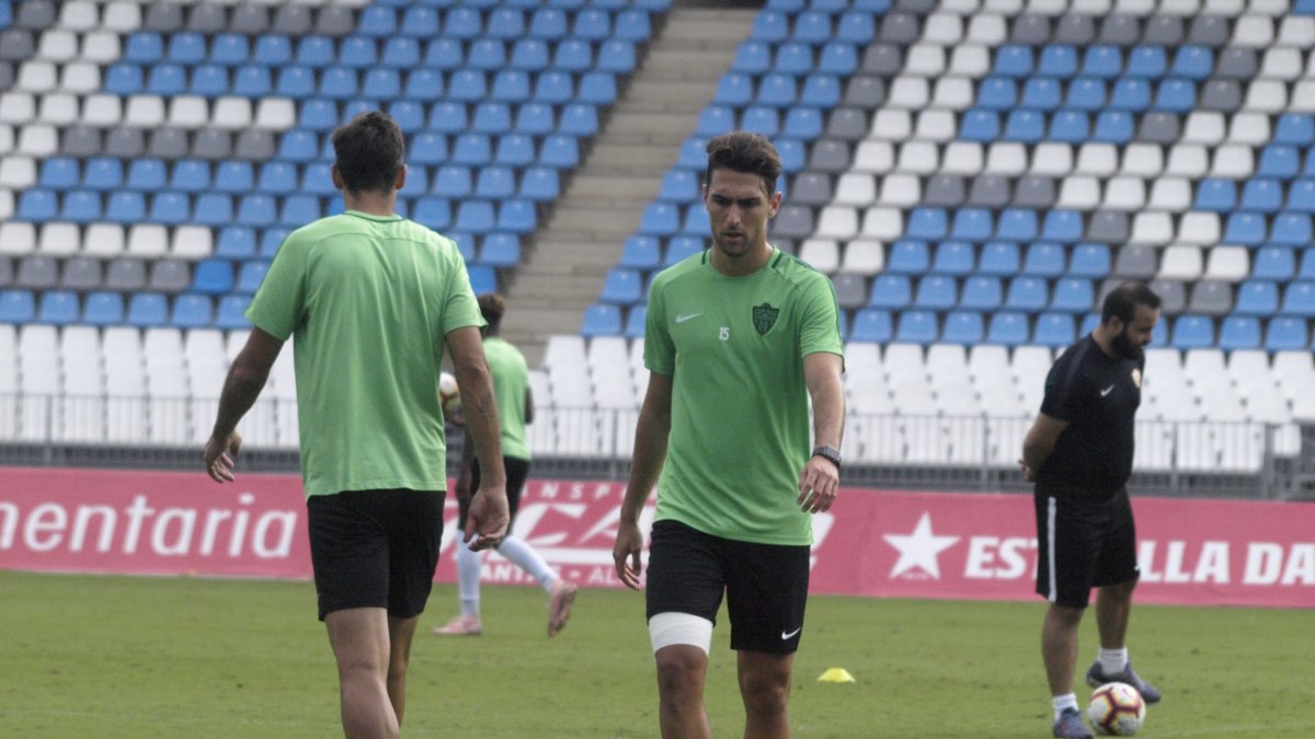Juan Ibiza ha hecho trabajo de recuperación.