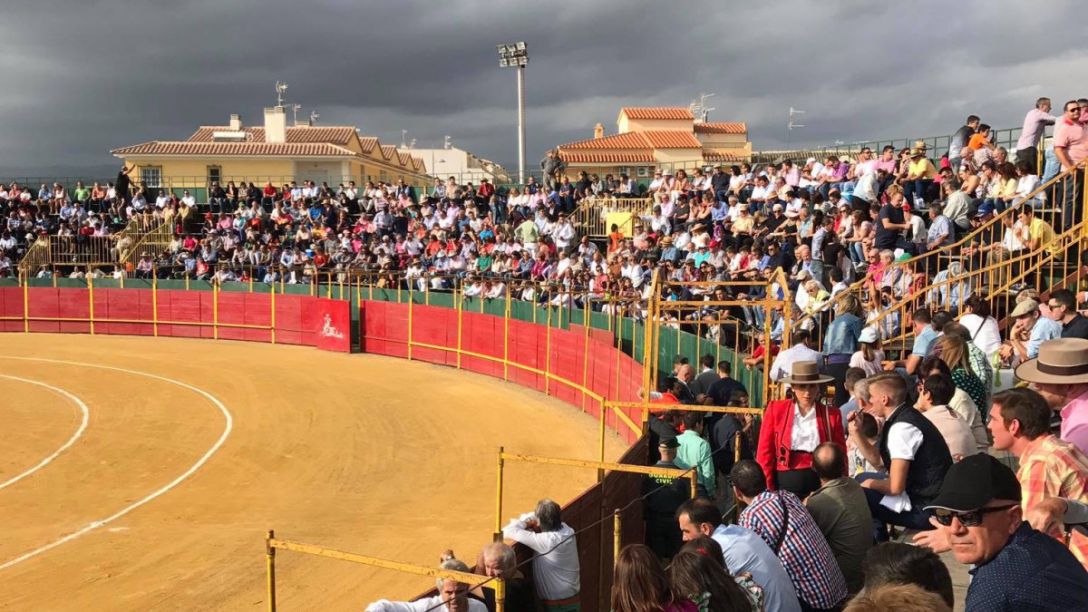 Plaza portátil de Huércal-Overa (foto compartida en redes por el alcalde de Albox).