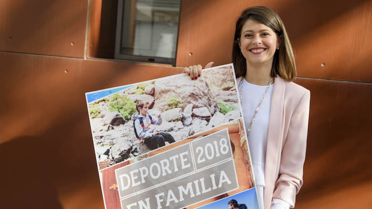 Ángeles Martínez ha presentado el evento.