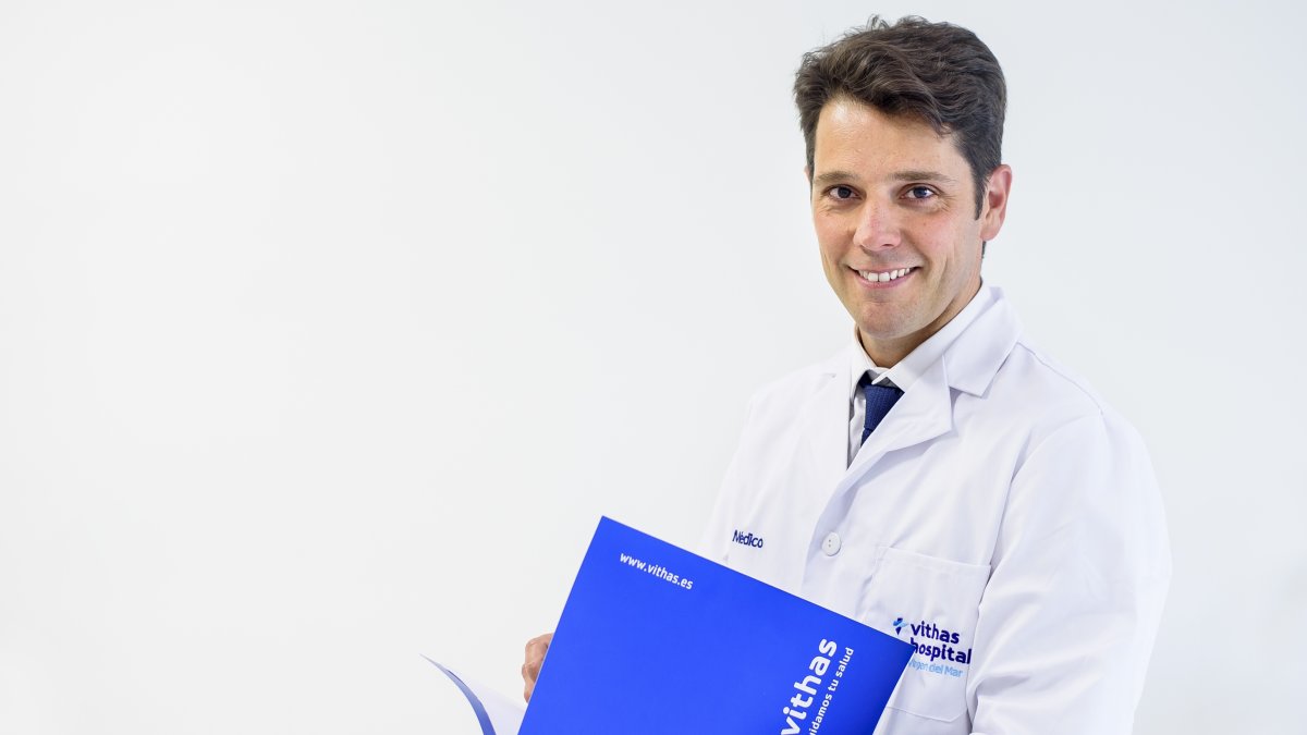 Dr. Alejandro Cárdenas Martos, Instituto Dental Vithas.