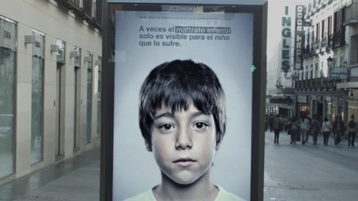 Campaña contra el maltrato infantil.
