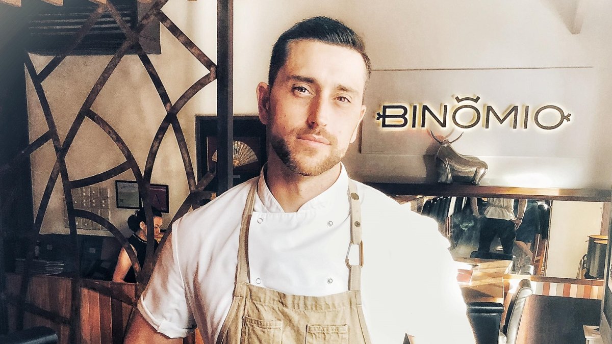 El restaurante Binomio de Singapur está bajo la batuta del almeriense Gonzalo Landín.