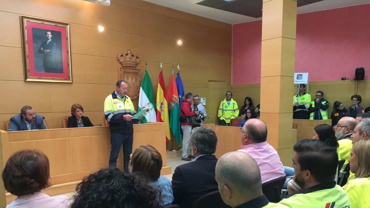 El representante del Comité de Empresa durante su intervención en el Pleno de ayer.