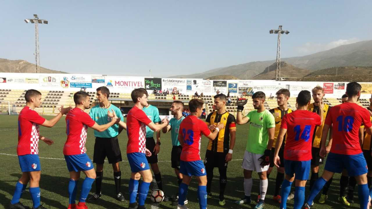 El Berja sigue imparable por la División de Honor Senior.