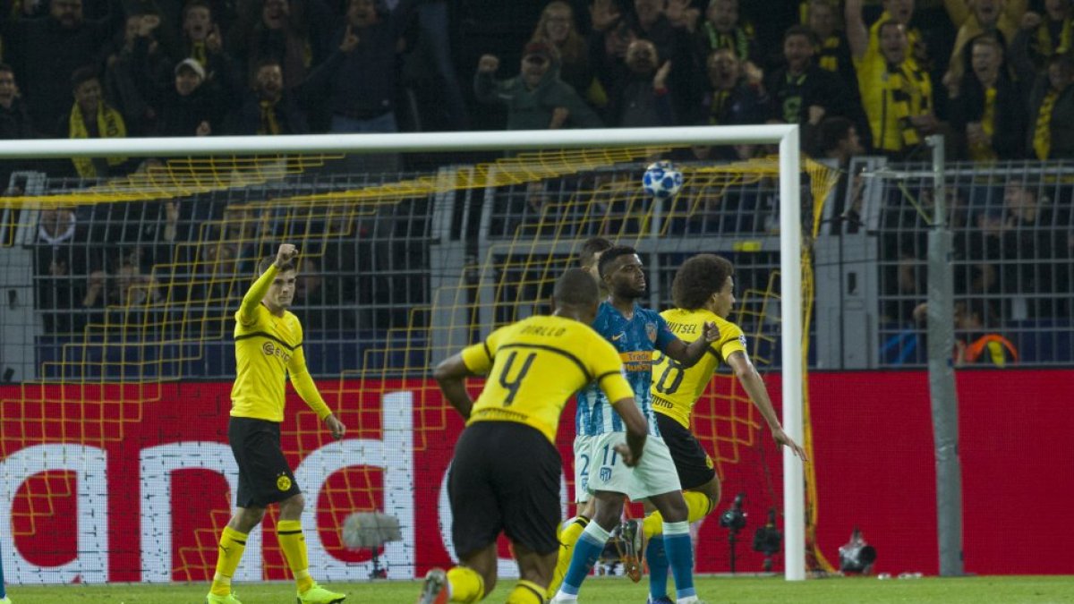 Witsel abrió el marcador para el Borussia.