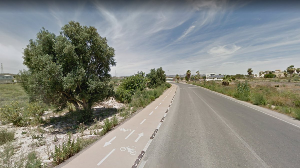 Carretera donde sucedieron los hechos, en la zona de Cabuzana de Vera.