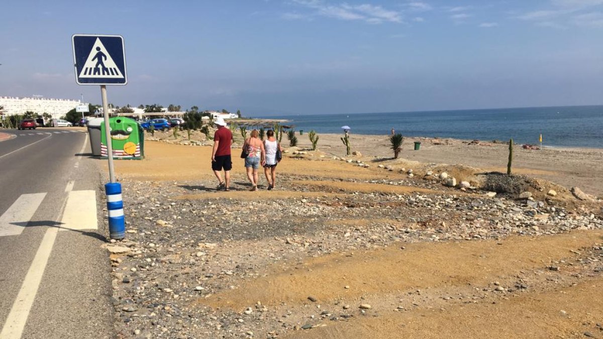 Una playa de Mojácar en el mes de septiembre.