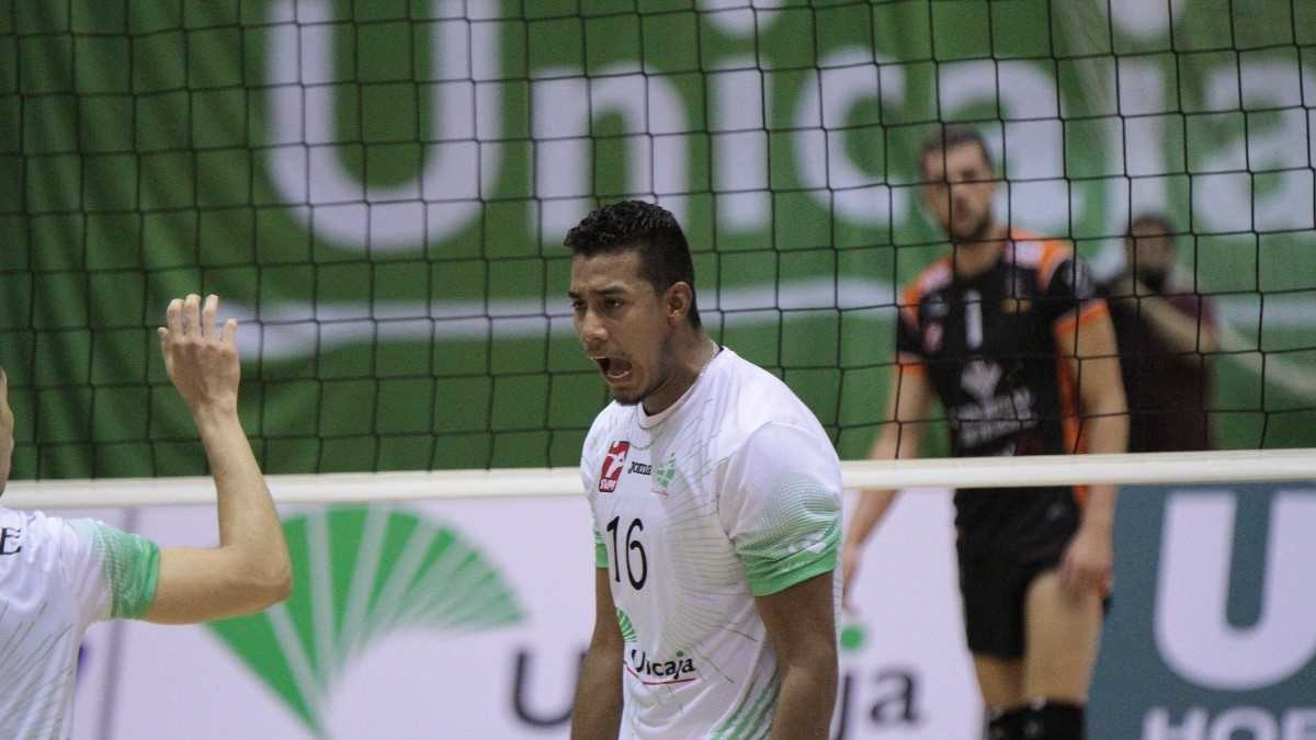 Fayola apunta alto en el Unicaja Almería.