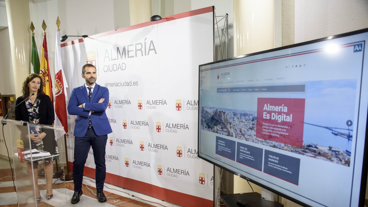 Presentación de la nueva página web