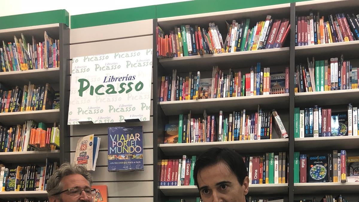 Encuentro literario celebrado en Picasso.