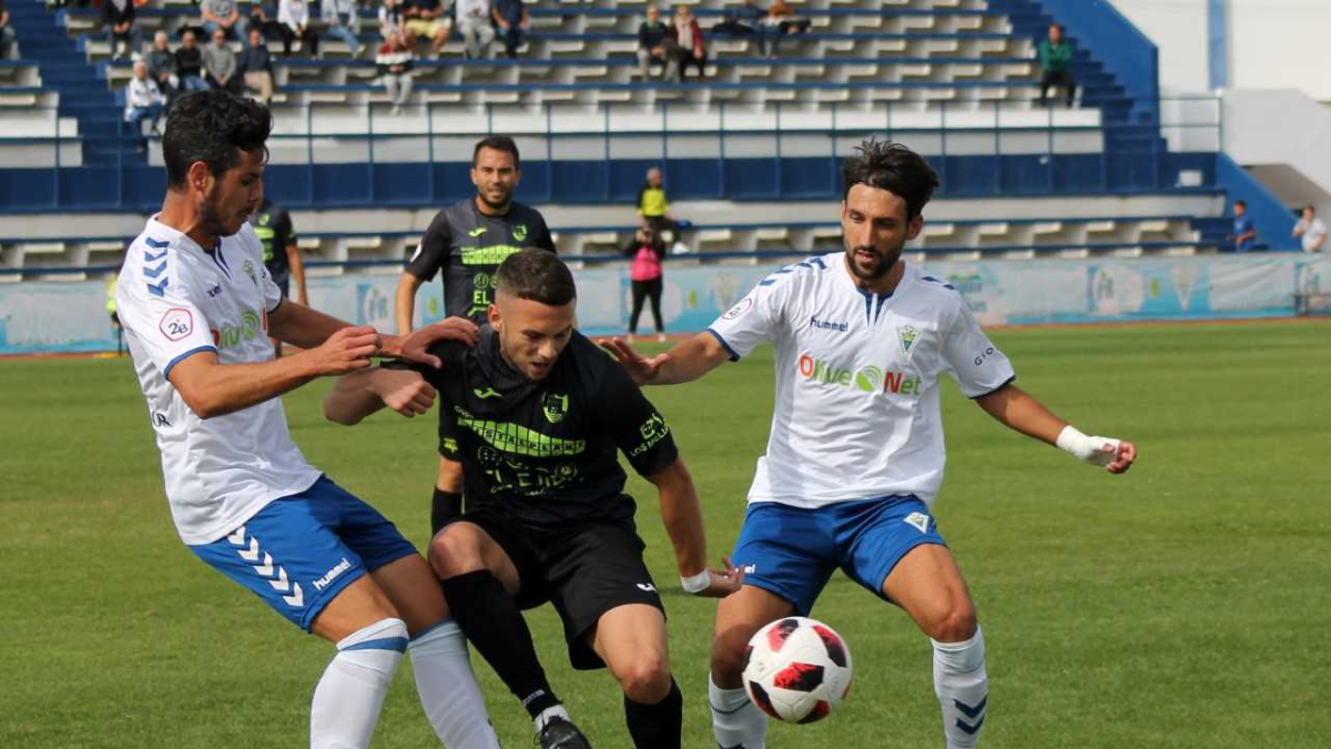 La victoria en Marbella ha dado la vida a los jugadores celestes.