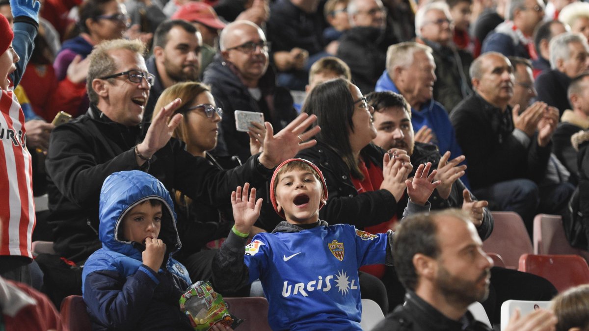 Un 10 para la afición.