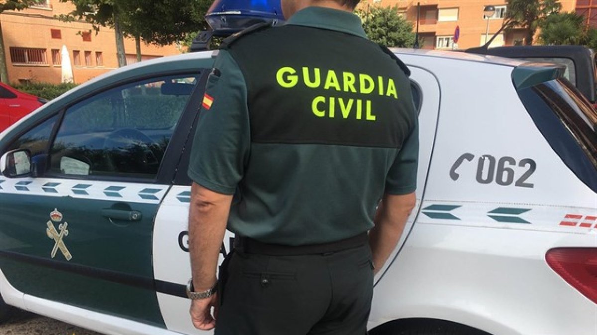 Imagen de archivo de una actuación de la Guardia Civil.