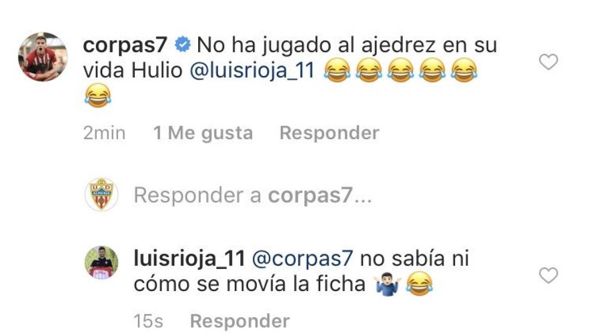 Cruce de declaraciones humorísticas en el perfil de Instagram de la UD Almería
