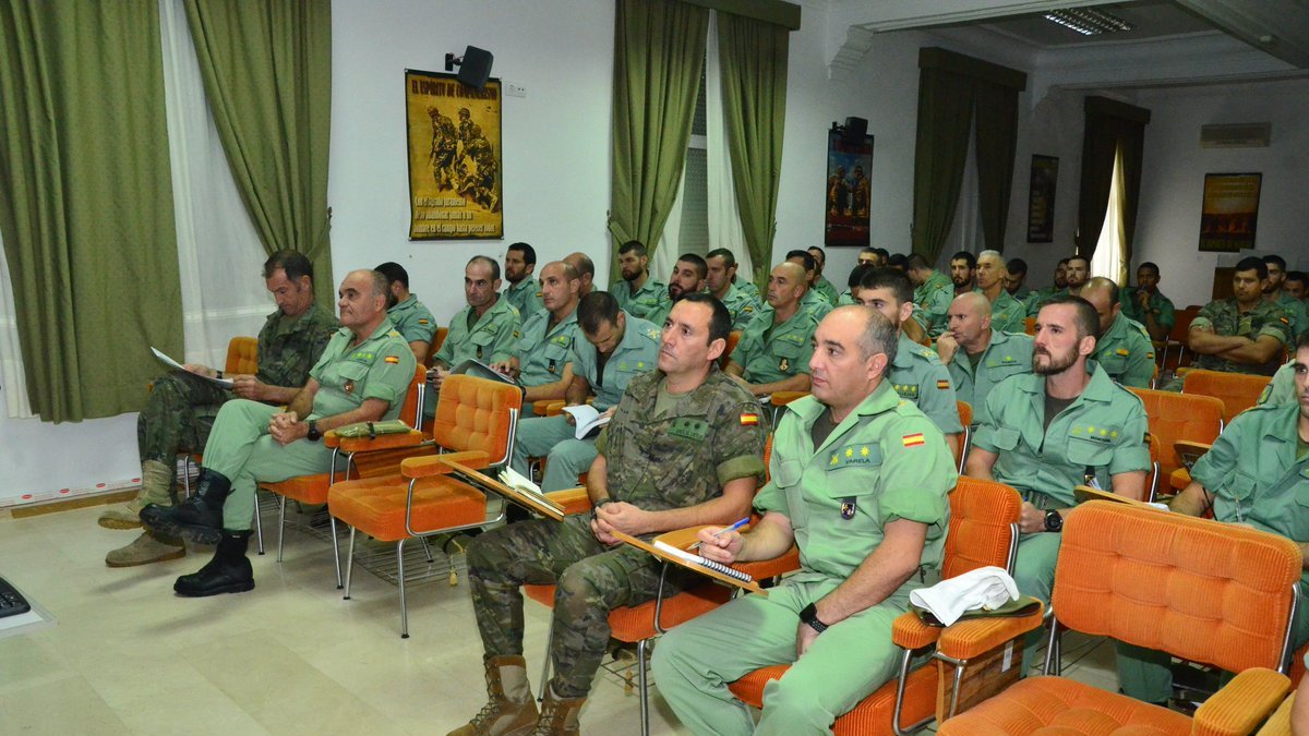 Seminario sobre la Brigada 2035 en la base de Viator.