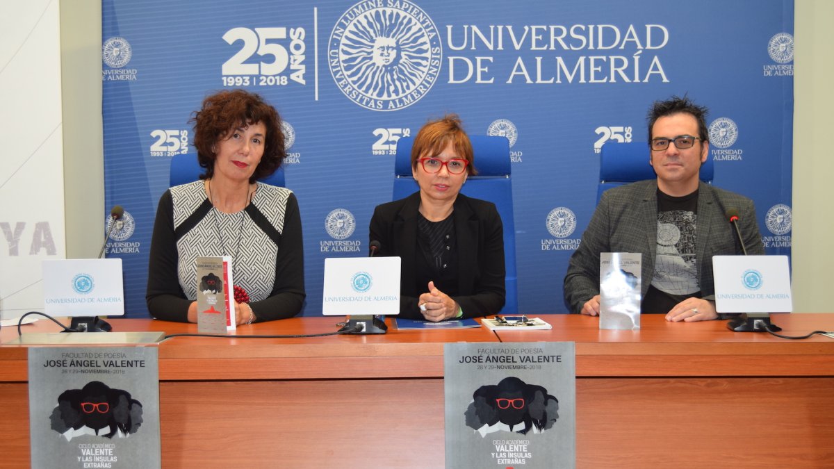 Presentación del ciclo académico de la Facultad Valente.