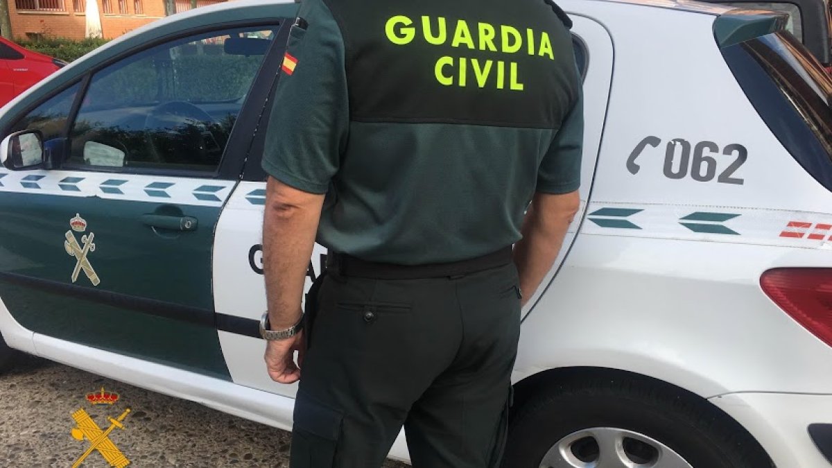 Un agente de la Guardia Civil, en una imagen de archivo.