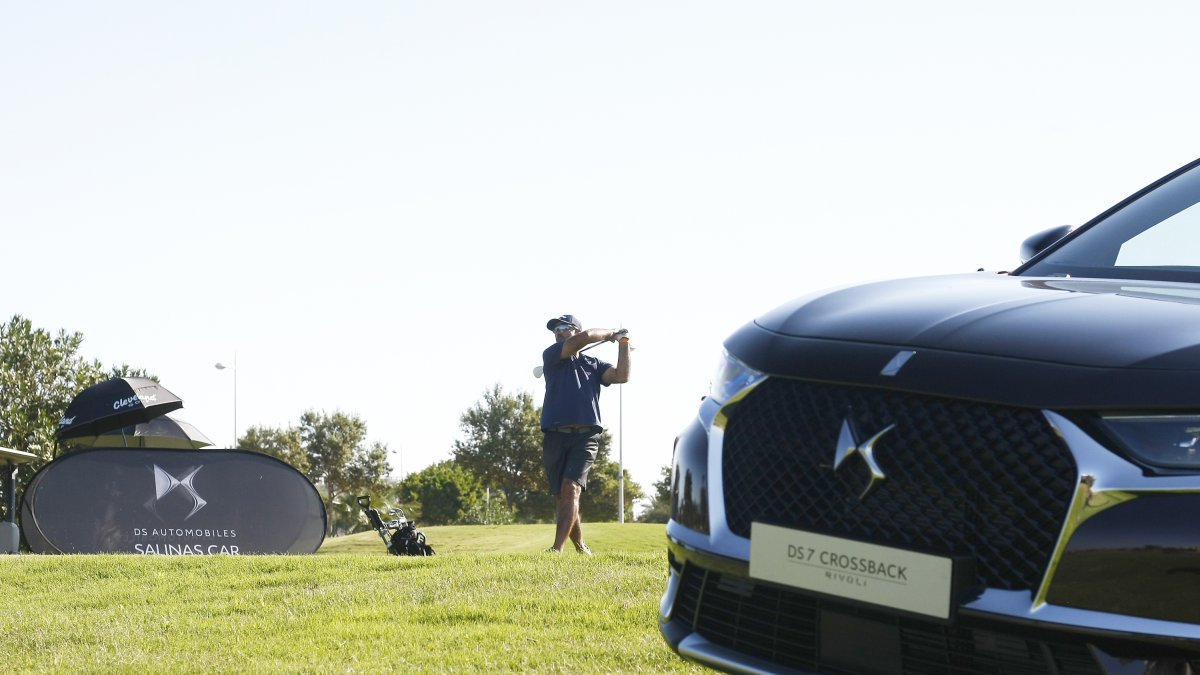 Hoyo en 1 en Alborán Golf con premio  de DS7 Crossback.